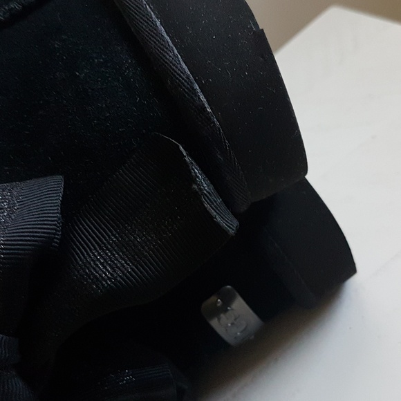 UGG Baily Boots - Picture 9 of 14